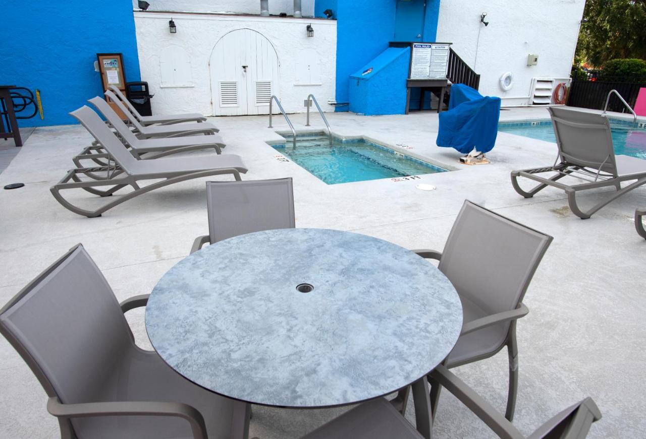 Aqua Beach Inn Миртъл Бийч Екстериор снимка